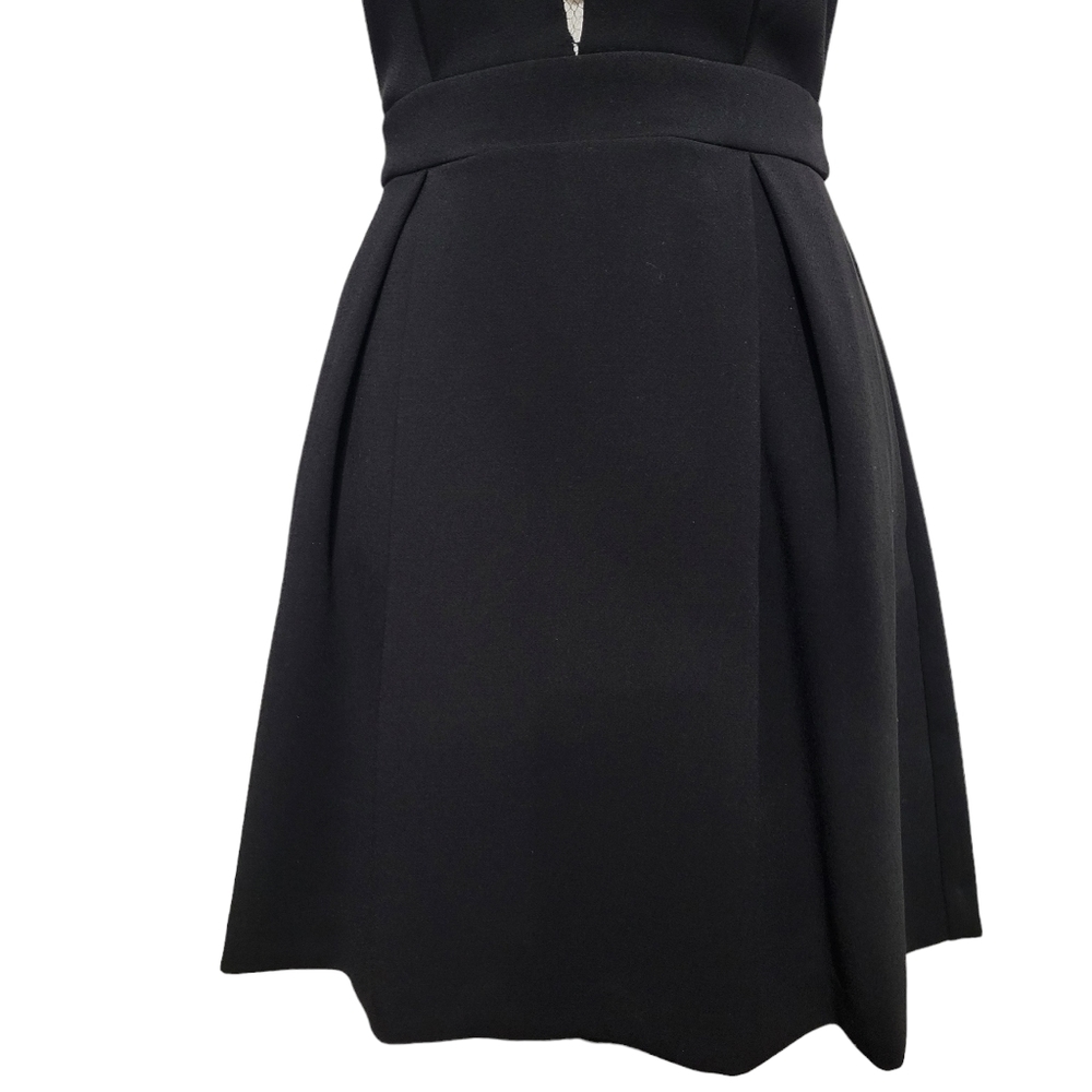 BCBGeneration Women Black Lace Back V-Neck Pleated Back Zip Mini Dress SZ 4 - Picture 7 of 9